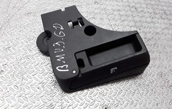 BMW 3 E46 Seat back rest control lever/handle 8209034
