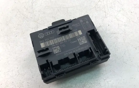 Audi A4 S4 B8 8K Door control unit/module 8K0959793
