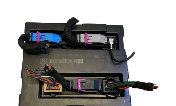 Volkswagen Touareg II Comfort/convenience module 4H0907064BH 5DK01022862