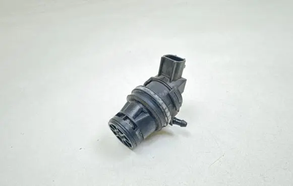 Mazda 3 I Windscreen/windshield washer pump 8603109120