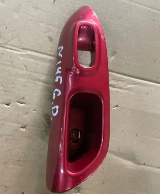Nissan Juke I F15 Rear door window switch trim 829601KA0A