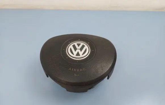 Volkswagen Touran I Steering wheel airbag 1T0880201A