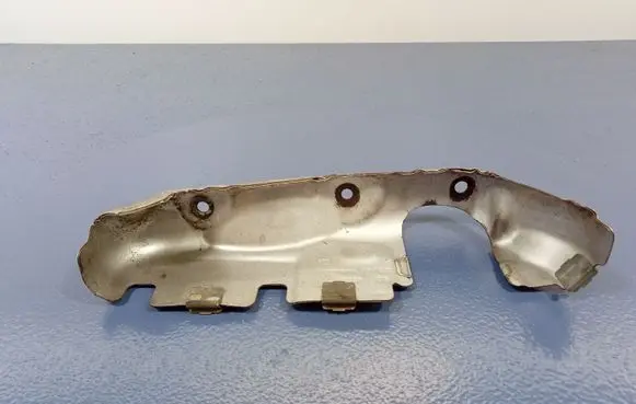 Volkswagen Golf V Exhaust heat shield 03C253041
