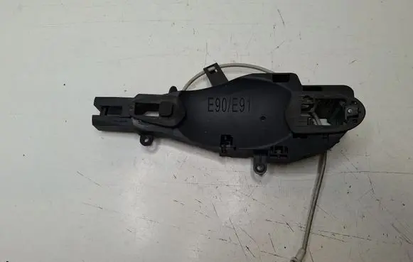 BMW 3 E90 E91 Rear door exterior handle/bracket 7060299
