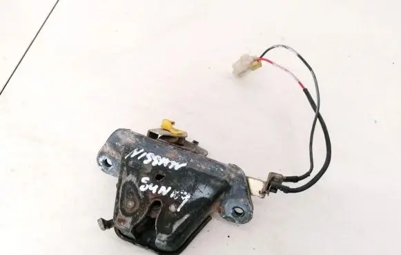 Tailgate/trunk/boot lock/catch/latch