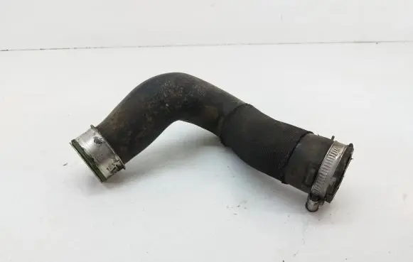 Audi Q7 4L Intercooler hose/pipe 7L6145738A