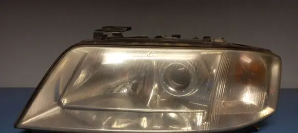 Audi A6 S6 C5 4B Headlight/headlamp 081411102L