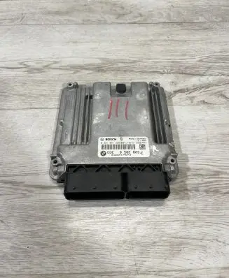 BMW 4 F36 Gran coupe Engine control unit/module 8582803 030247673 0281031328