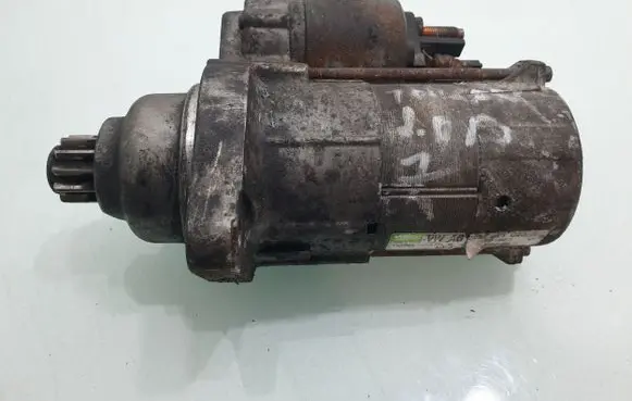 Volkswagen Touran I Starter motor 2M911023N