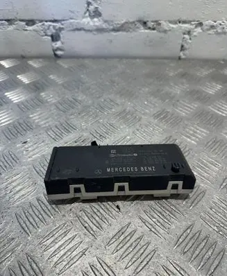 Tailgate/trunk control unit/module