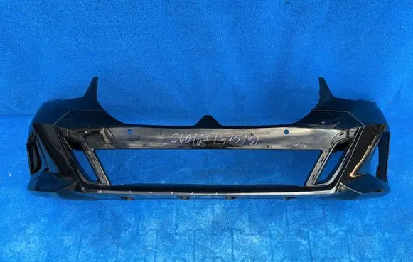 BMW 5 G60 G61 Front bumper 884653
