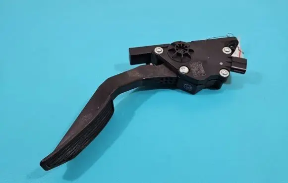 Isuzu D-Max Accelerator throttle pedal 8980677481 IMPRK1362586