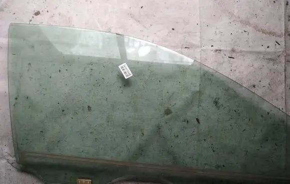 Nissan Murano Z50 Front door window glass four-door as2