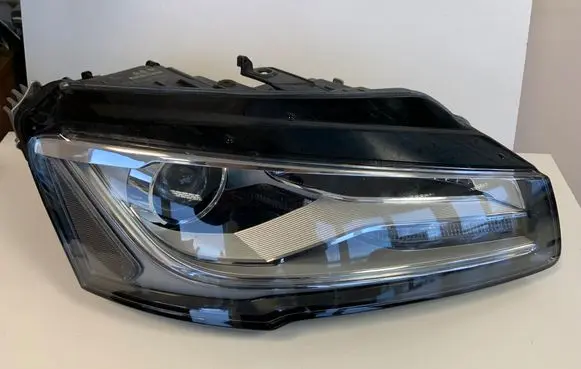Audi A8 S8 D4 4H Headlight/headlamp 4H0941006