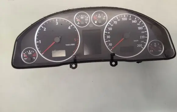 Audi A6 S6 C5 4B Speedometer (instrument cluster) 110080128