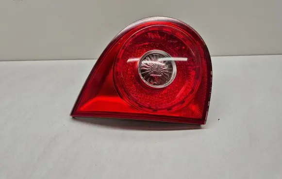 Volkswagen Golf V Tailgate rear/tail lights 1K6945093G