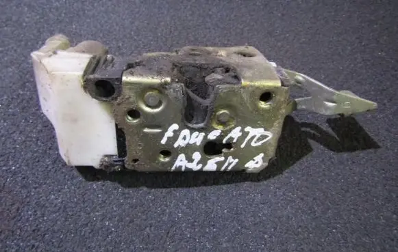 Fiat Ducato Front door lock