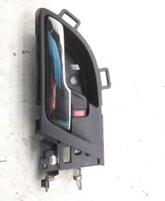 Honda CR-V Rear door interior handle