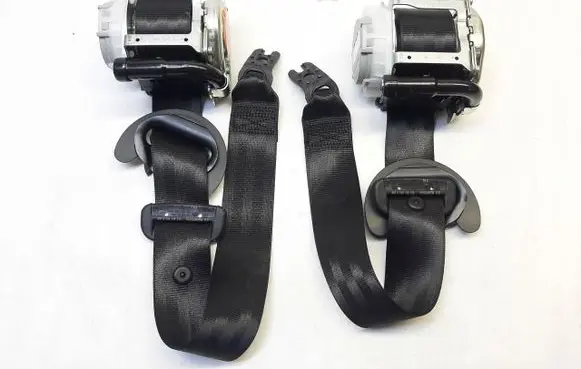 Porsche Cayenne (9Y0 9Y3) Rear seatbelt 9Y0857805K