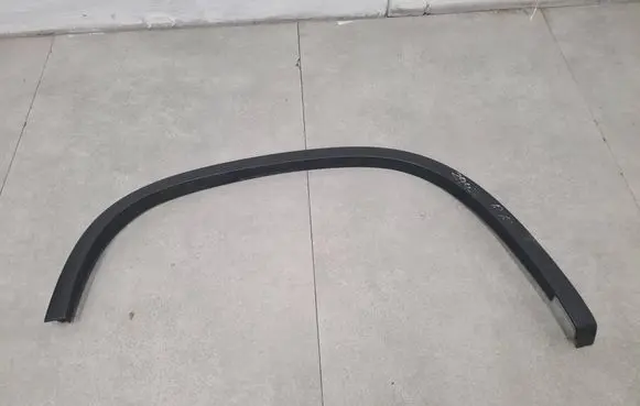 Volkswagen Tiguan Rear arch trim 5N0854820C
