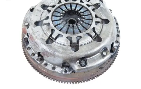 Ford Focus Flywheel 322041410 98MM637584