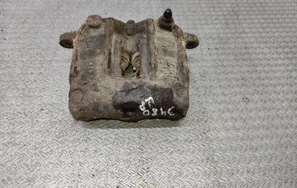 Nissan Terrano Front brake caliper