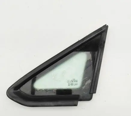 Volkswagen Caddy Front triangle window/glass 2K7845115