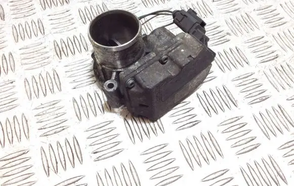 Renault Megane II Electric throttle body valve 8200576664