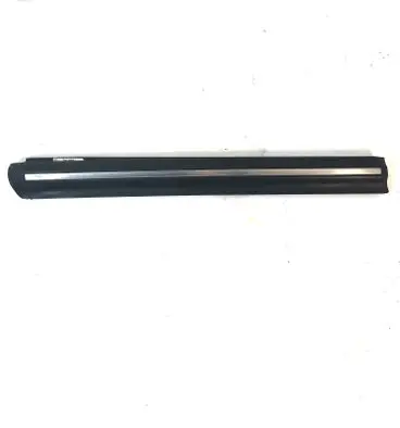 Mercedes-Benz SLK R172 Front door glass trim molding A17267001
