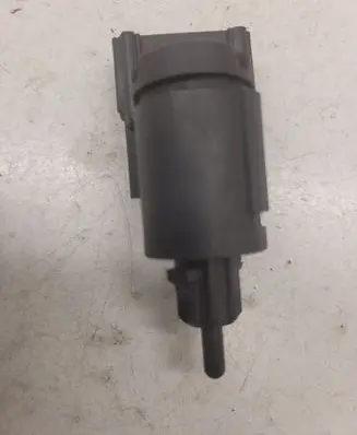 Audi A6 S6 C6 4F Brake pedal sensor switch 3B0945511C