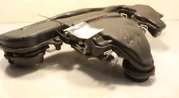 Toyota Aygo AB40 Air filter box