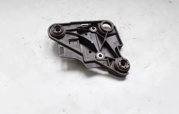 Volkswagen Golf VII ABS pump bracket 5Q0614235