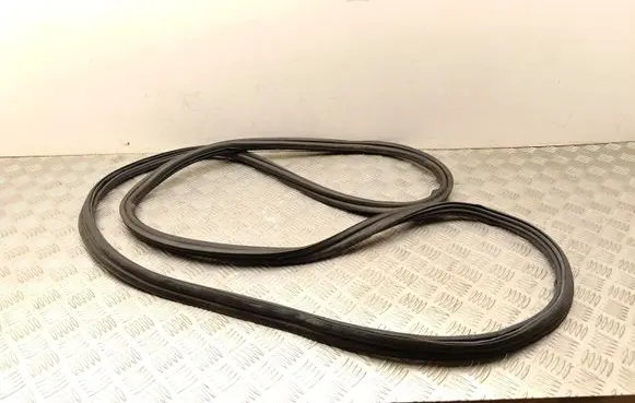 Tesla Model Y Trunk rubber seal (body) 149768199B