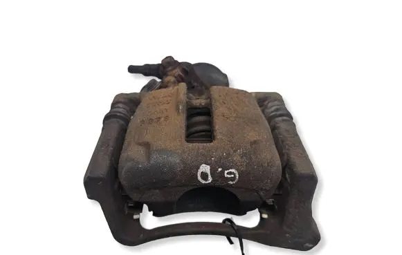 Volkswagen PASSAT CC Rear brake caliper 5079E