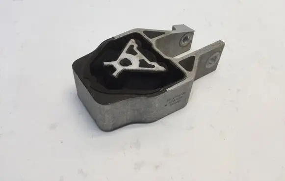 Volvo XC40 Gearbox mount 32137259