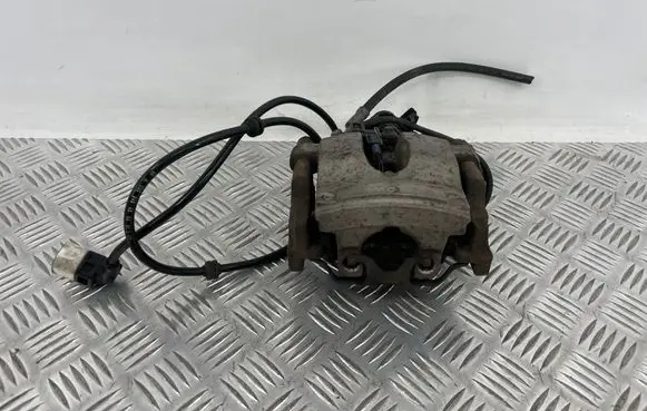 Mercedes-Benz C W205 Rear brake caliper A2055460246 A2054230400