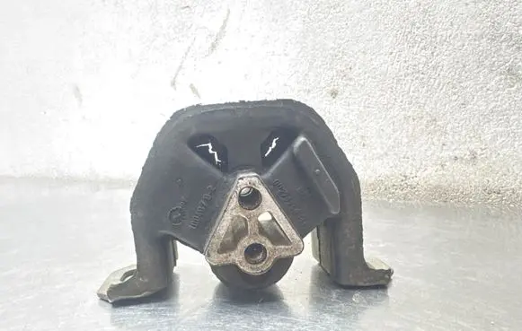 Saab 9-3 Ver1 Engine mount bracket 90279258