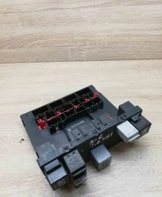 Volkswagen PASSAT B6 Comfort/convenience module 3c0937049l f005v00532