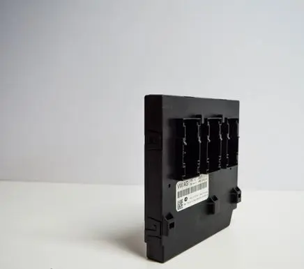 Skoda Octavia Mk2 (1Z) Central body control module 1K0937084F