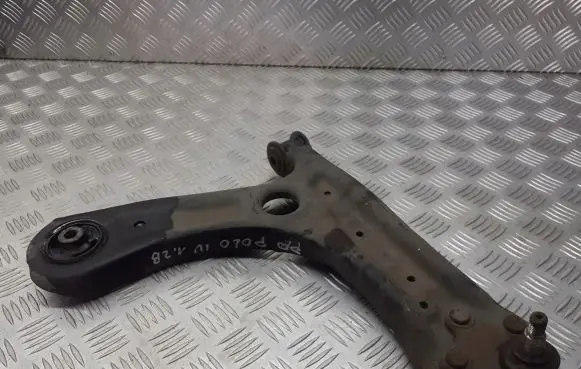 Volkswagen Polo IV 9N3 Front control arm