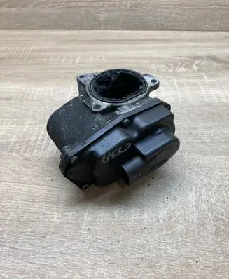 Volkswagen PASSAT B6 EGR valve 03L131501K CBA