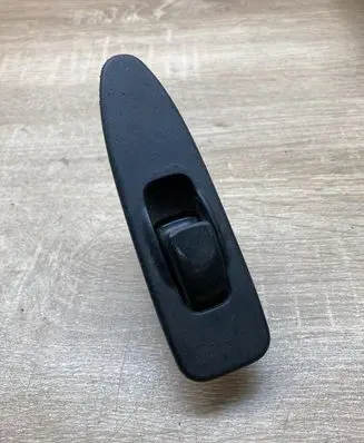 Mitsubishi Carisma Electric window control switch TRWWINDOWSWITCH