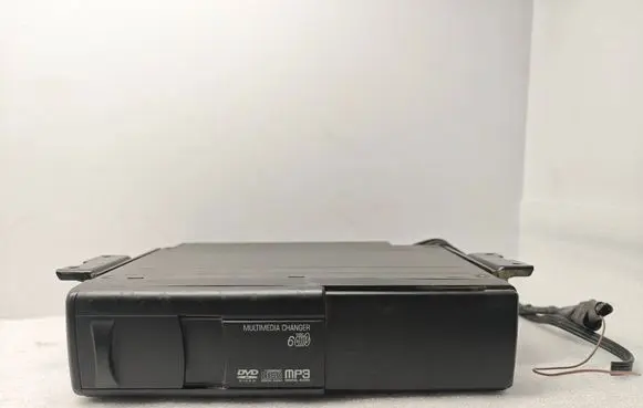 BMW 5 E60 E61 CD/DVD changer 65120410180