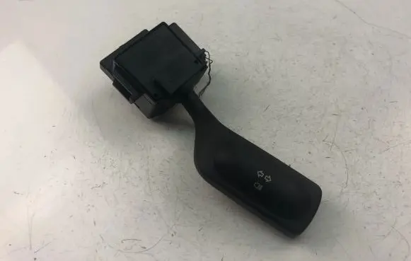 Ford Kuga I Indicator stalk 17D9404