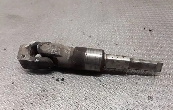 Volvo V70 Steering column universal joint