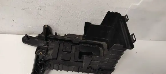 Audi A3 S3 A3 Sportback 8P Battery box tray 1K0915336B 1K0915333
