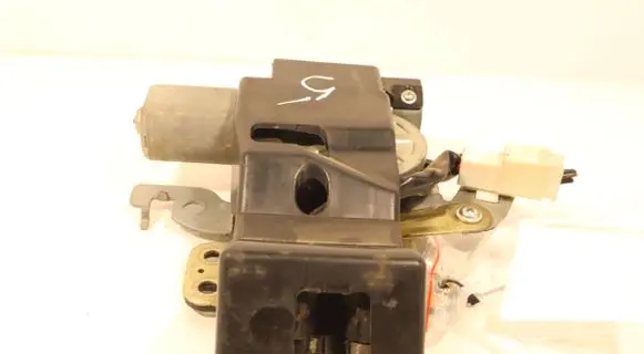 Mazda 6 Tailgate/trunk/boot lock/catch/latch 