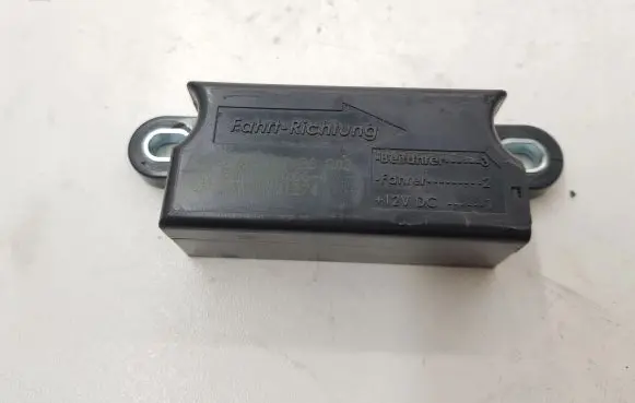 Mercedes-Benz CLS C219 Airbag deployment crash/impact sensor 821761664