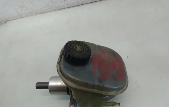 Audi A8 S8 D2 4D Master brake cylinder 9130927