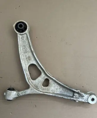 Subaru Legacy VII Front lower control arm/wishbone 20202AN00A